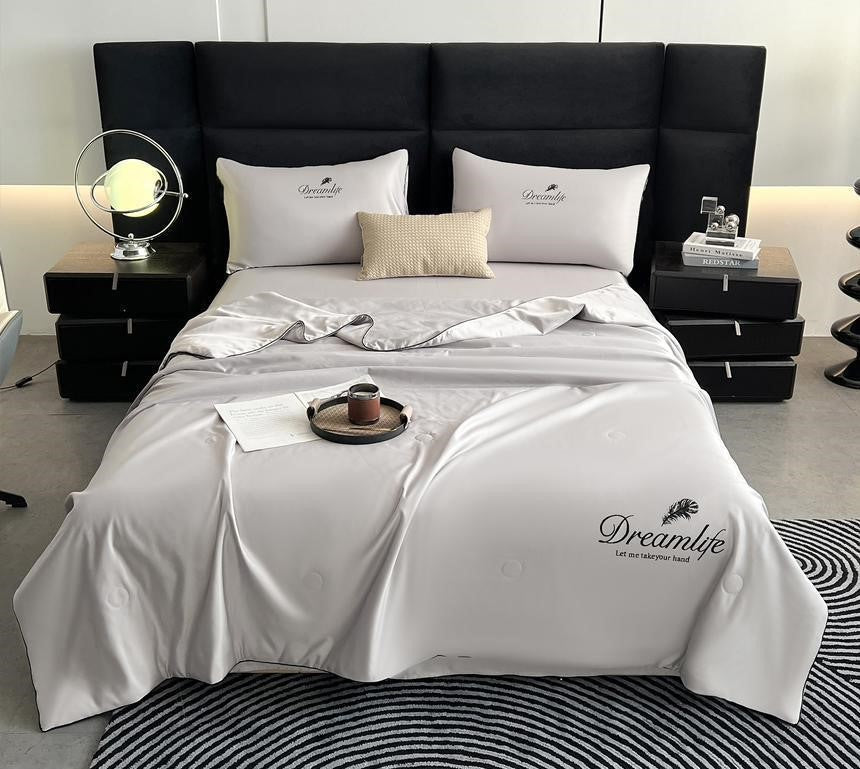 Lenjerie de pat de matase cu pilota – 4 piese | 1007-AT