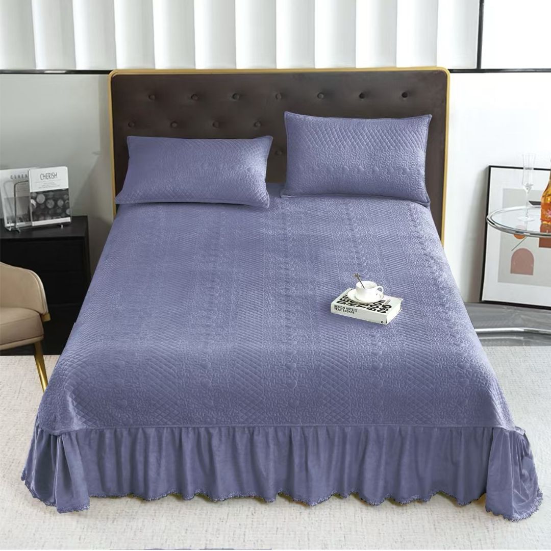 Cuvertura de Pat din Catifea – Set 3 Piese | Eleganta si Rasfat la Superlativ | COD 0112-TL