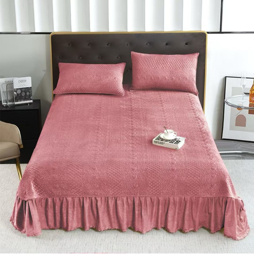 Cuvertura de Pat din Catifea – Set 3 Piese | Eleganta si Rasfat la Superlativ | COD 0115-TL