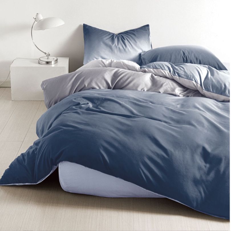 Lenjerie de Pat Bumbac Satinat – Set 4 Piese, Moale, Eleganta și Confortabila | 1023-SI