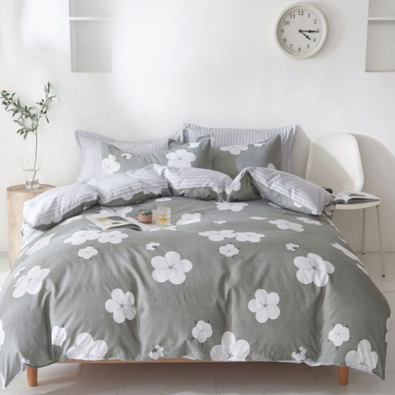 Lenjerie de Pat Bumbac Satinat – Set 4 Piese, Moale, Eleganta și Confortabila | 1063-SI