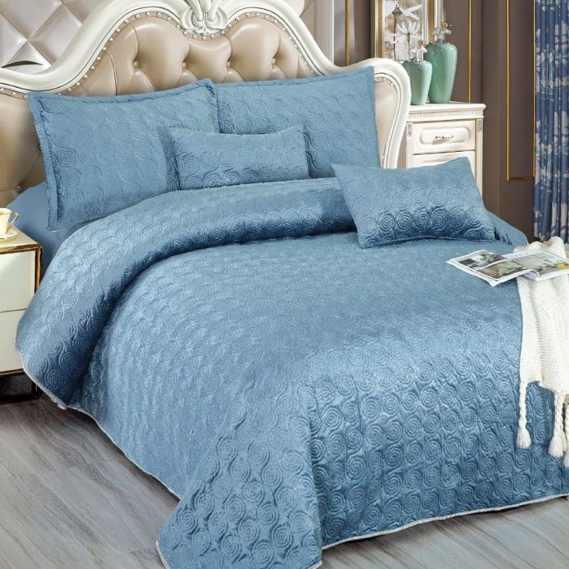 Cuvertura de Pat din Catifea – Set 5 Piese pentru Eleganta si Rasfat in Dormitor | COD 0472-CF