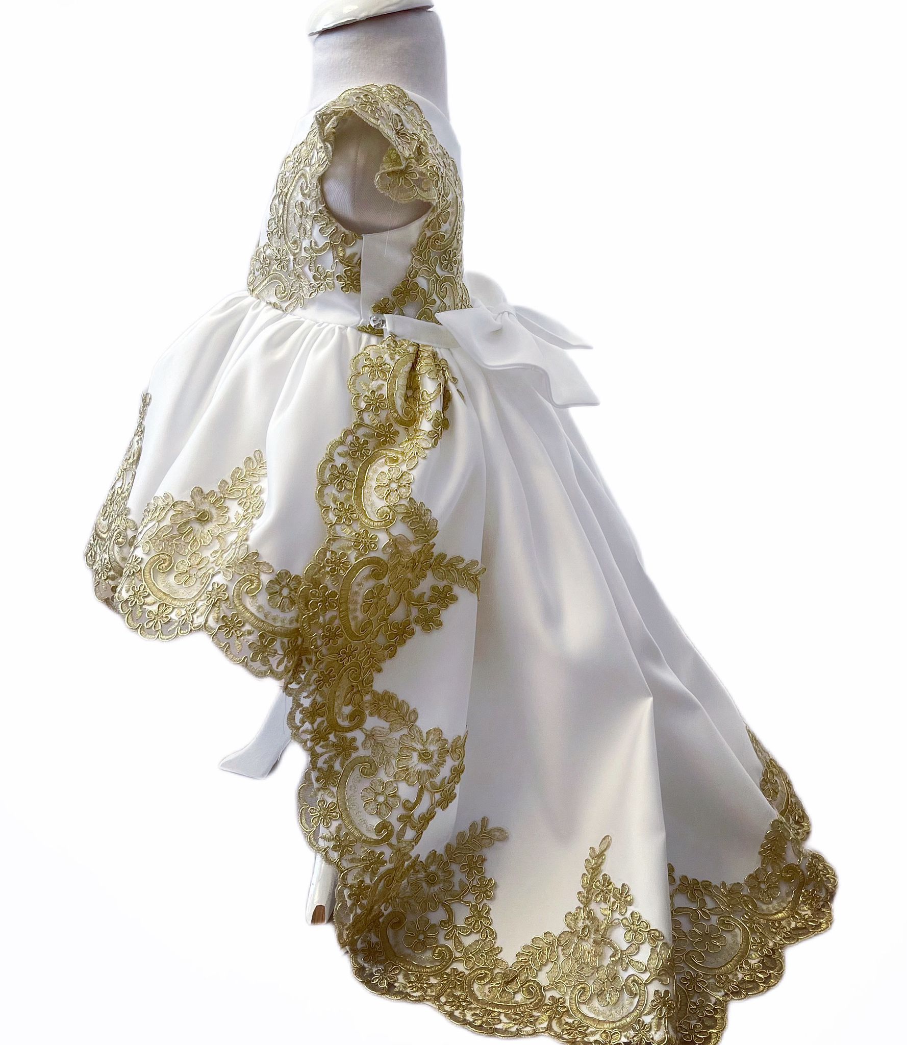 Trusou botez fete – Royal gold dress