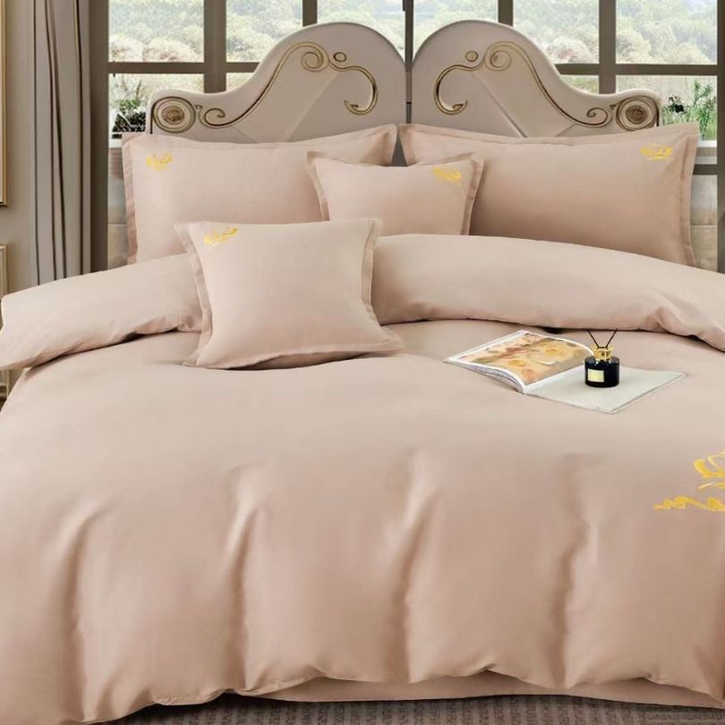 Lenjerie de Pat 6 Piese din Bumbac Neted cu Broderie – Eleganta si Confort Desavarsit | COD 0462-CF