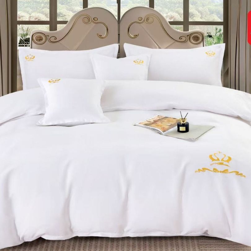 Lenjerie de Pat 6 Piese din Bumbac Neted cu Broderie – Eleganta si Confort Desavarsit | COD 0465-CF