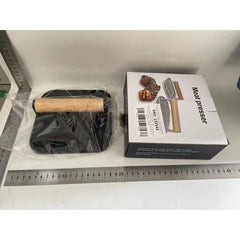 Presa Manuala pentru Carne, Flippy, din Aliaj de Aluminiu, Maner din Lemn, Presa pentru Burgeri, Usor de Curatat si Folosit, Patrata, 16x16x6 cm, Neagra