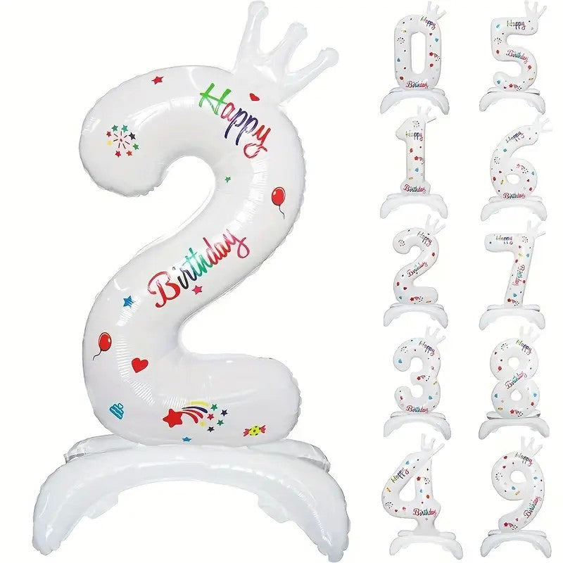 Balon din Folie Metalizata, Flippy, Figurina Cifra, Model 2 cu Happy Birthday Scris, Tema Aniversare 81 cm, Ambalaj Individual, Pai Inclus, Umflare cu Aer sau Heliu, Alb