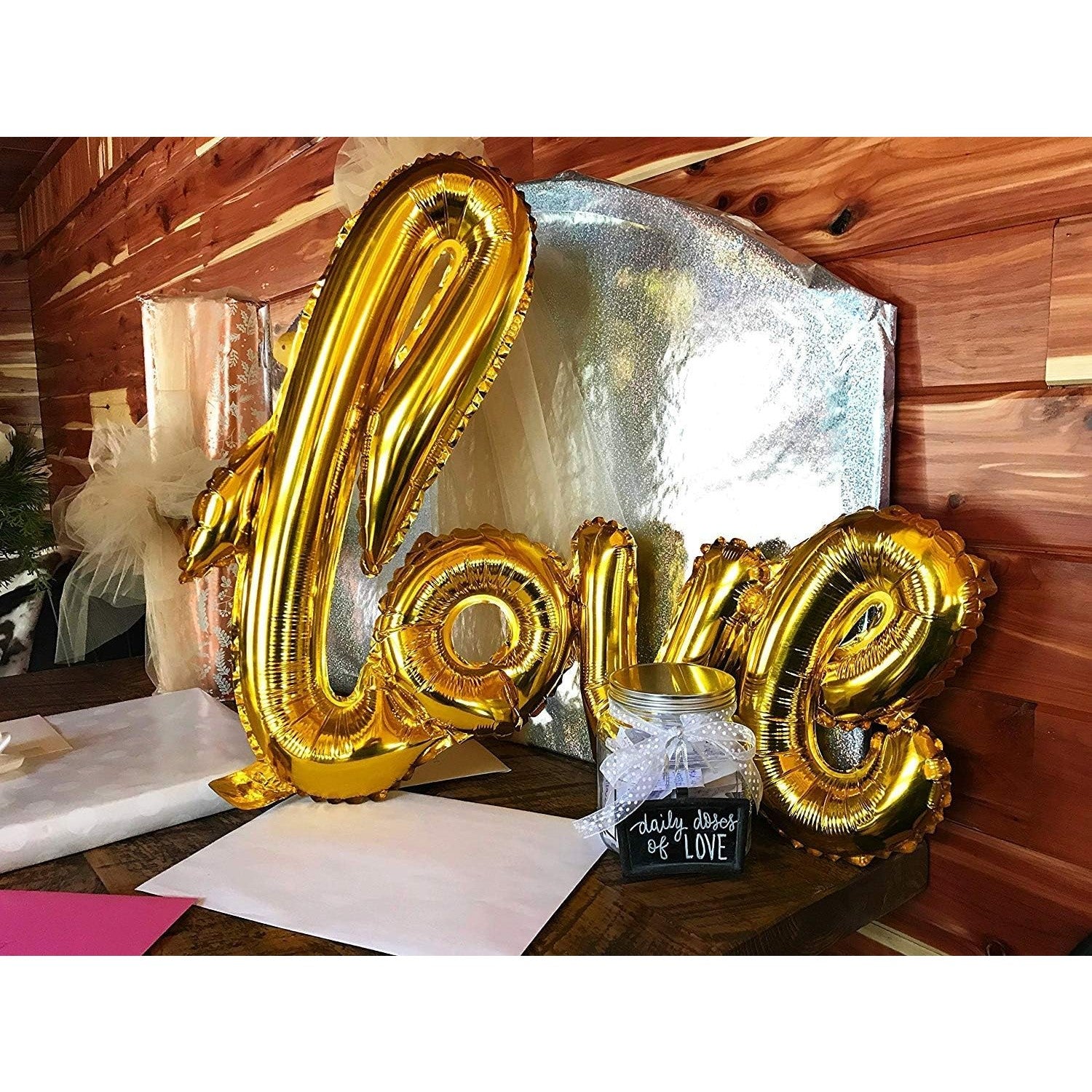 Balon din Folie Metalizata, Flippy, Model Love scris de mana, 102x65 cm, Tematica Ziua Îndrăgostiților, Ambalaj Individual, Pai Inclus, Umflare cu Aer sau Heliu, Auriu