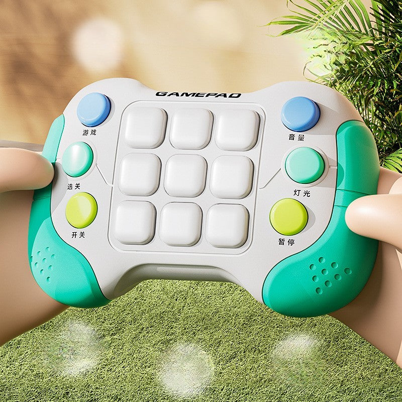 Jucarie Interactiva Flippy, Tip Consola Pop It, 6 butoane functionale, 5 Moduri de Joc, 600 Niveluri, + 3 ani, Verde/Gri