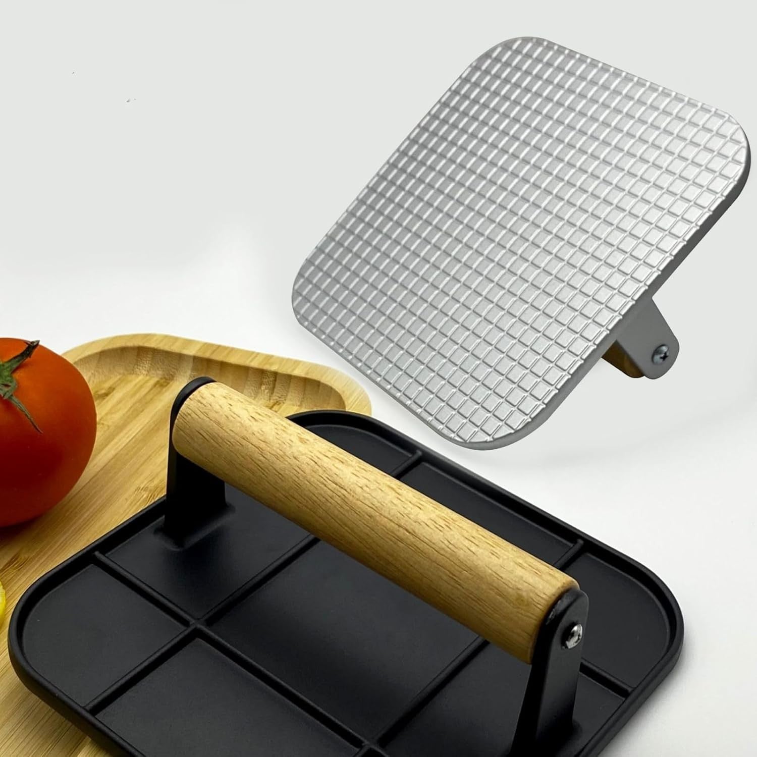 Presa Manuala pentru Carne, Flippy, din Aliaj de Aluminiu, Maner din Lemn, Presa pentru Burgeri, Usor de Curatat si Folosit, Patrata, 16x16x6 cm, Neagra