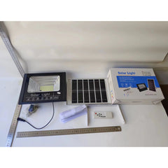 Proiector LED/Lampa solara de exterior Flippy, 22 cm x 27 cm, Rezistent la Apa IP67, cu Panou Solar, 281 LED SMD, 100W, Senzor de lumina, Timer, cu Telecomanda, 2 moduri de iluminat, kit montaj inclus, Lumina Rece