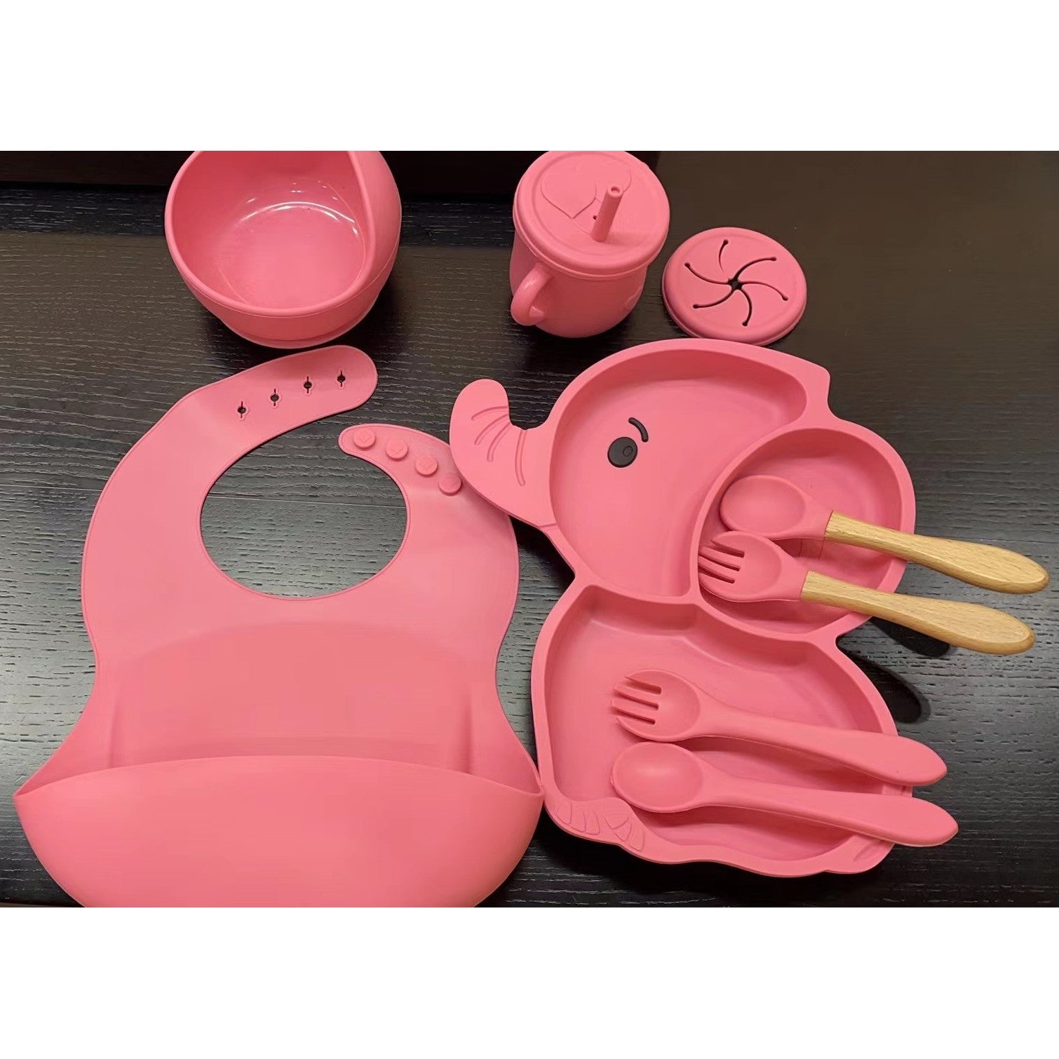 Set 10 Piese Servire Masa. Flippy, pentru Bebelusi si Copii, din Silicon/Lemn, cu Ventuze Anti-alunecare, fara Alergeni. +6 Luni, Model Elefant, Roz