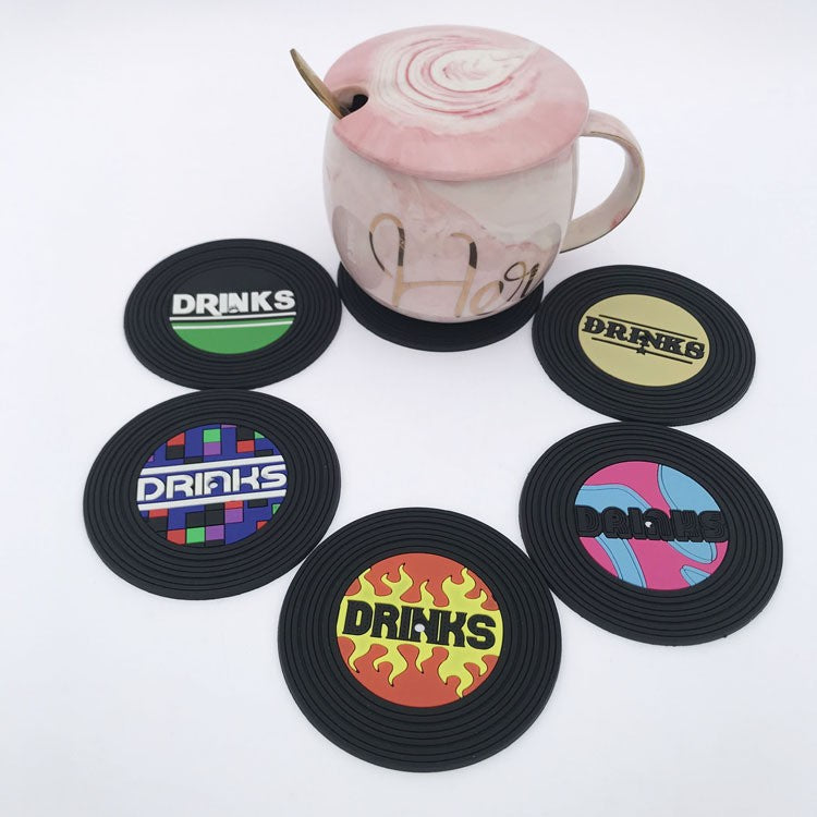 Set 5 Suporturi pentru Pahare, Filppy, din PVC, Diametru 9 cm, Rezistent la Caldura, Multicolor