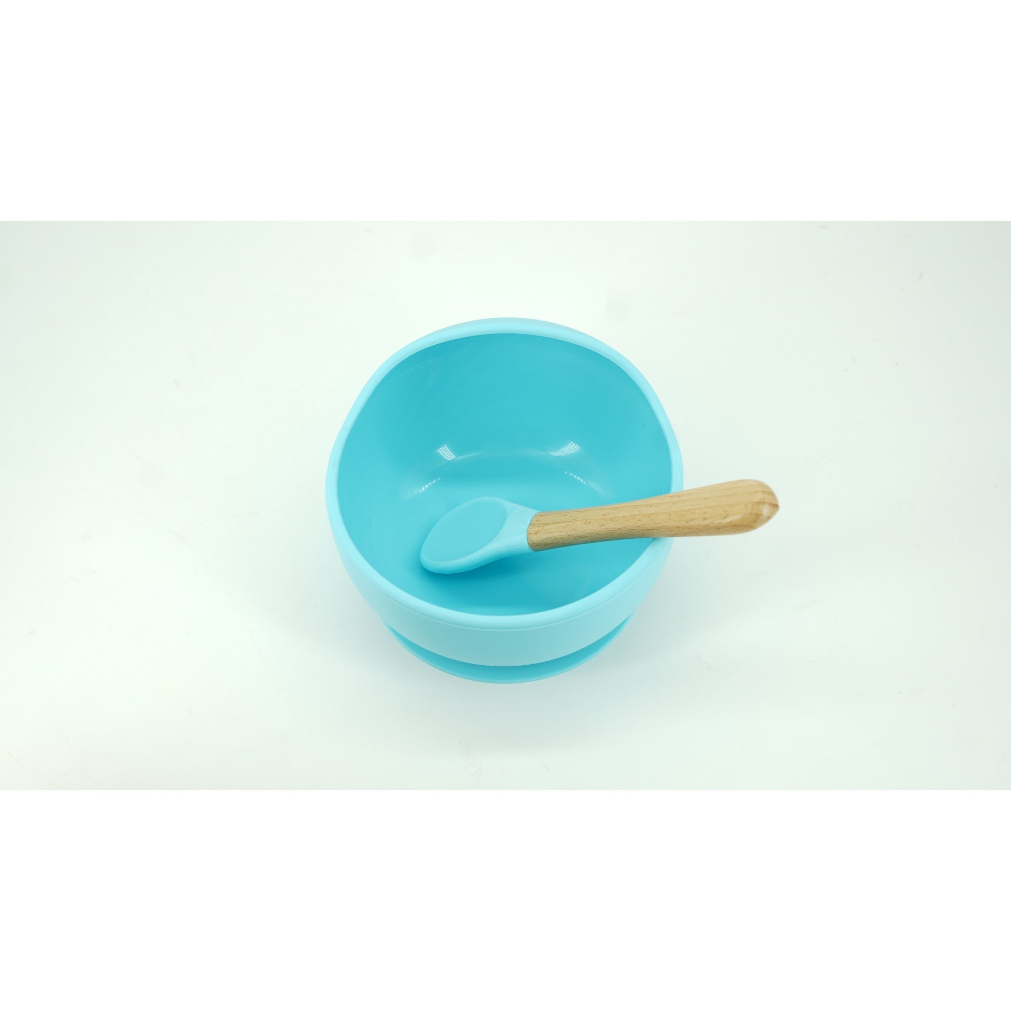 Set 8 piese diversificare bebelusi si copii din silicon Flippy, baveta, farfurie compartimentata cu ventuza, bol cu ventuza, tacamuri din lemn si silicon, cana pentru gustari, fara alergeni, albastru