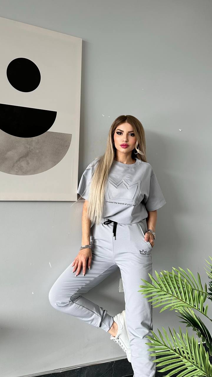 Set pantaloni si bluza cu coroana 4090