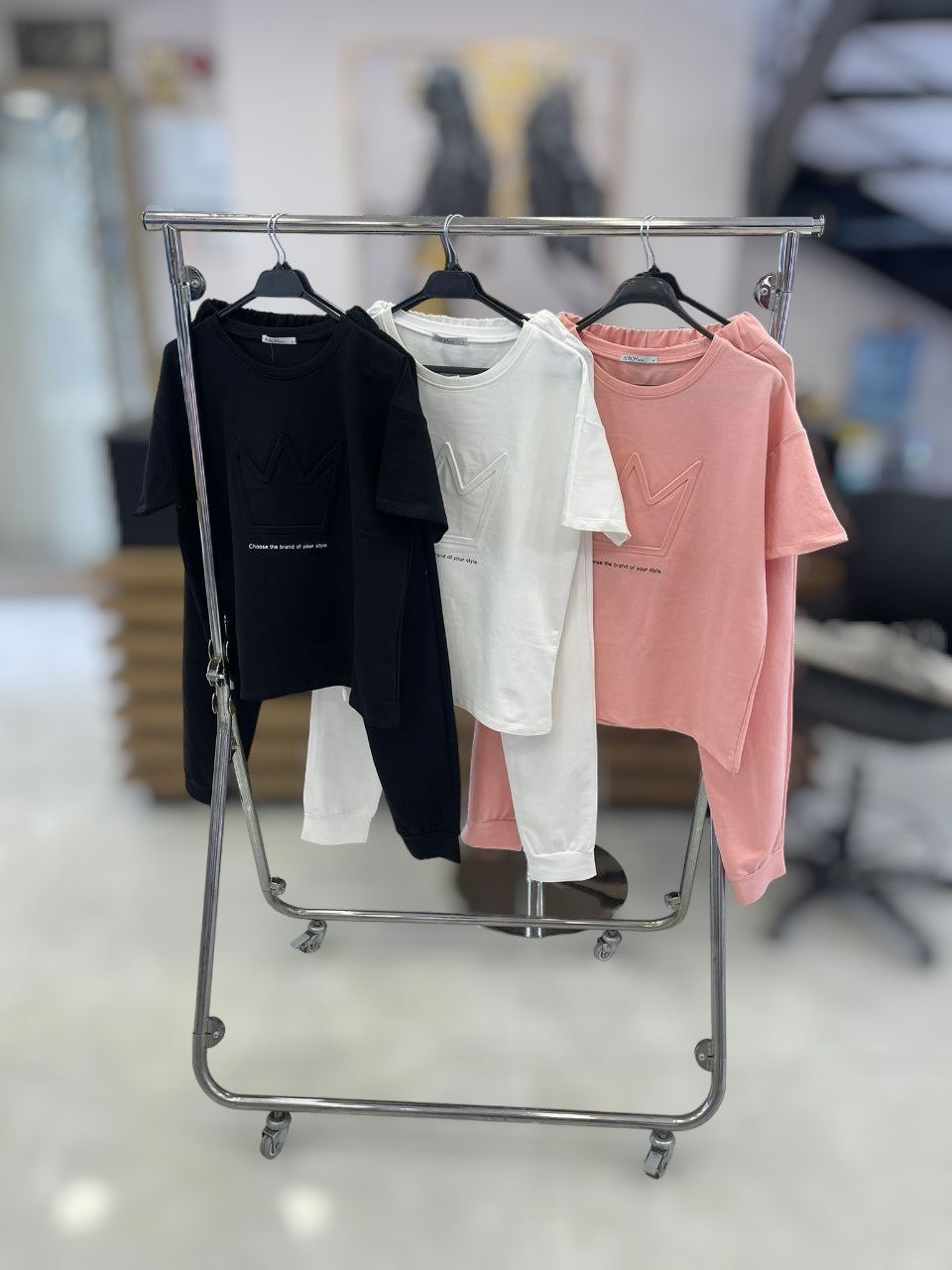 Set pantaloni si bluza cu coroana 4090
