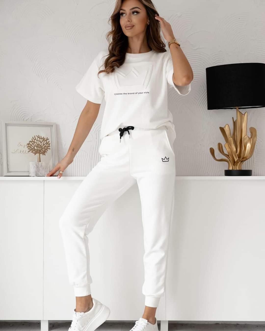 Set pantaloni si bluza cu coroana 4090