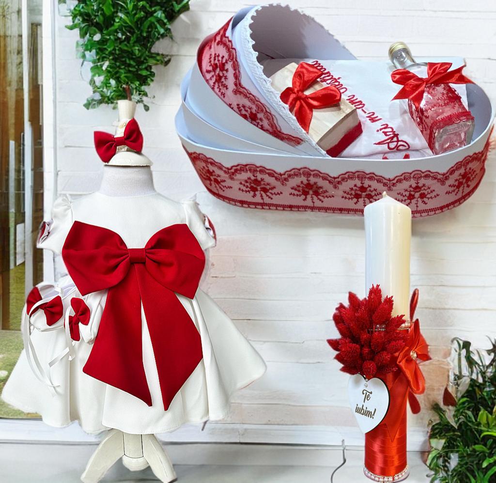 Trusou botez fete – Baby in Red cu landou